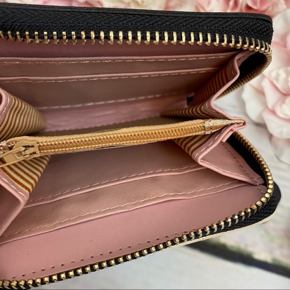 Vegan Leather Pink Cream & Black Coin Purse Wallet - Picture 11 of 12